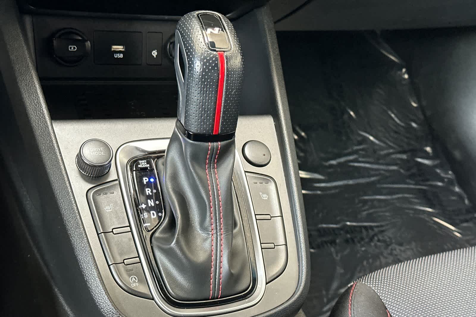 Thumbnail: 2022 Hyundai Kona - 22