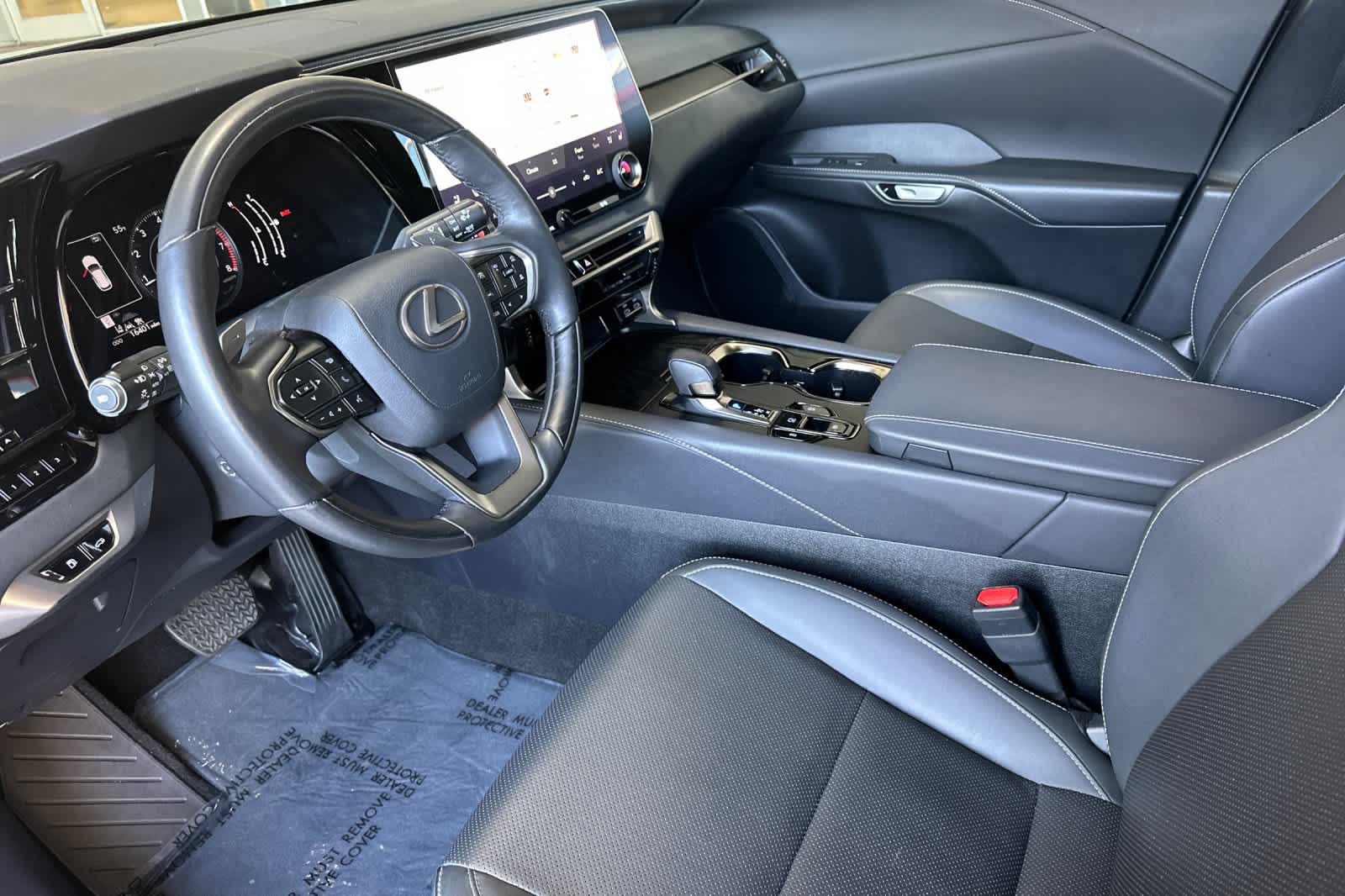 Thumbnail: 2024 Lexus RX - 11