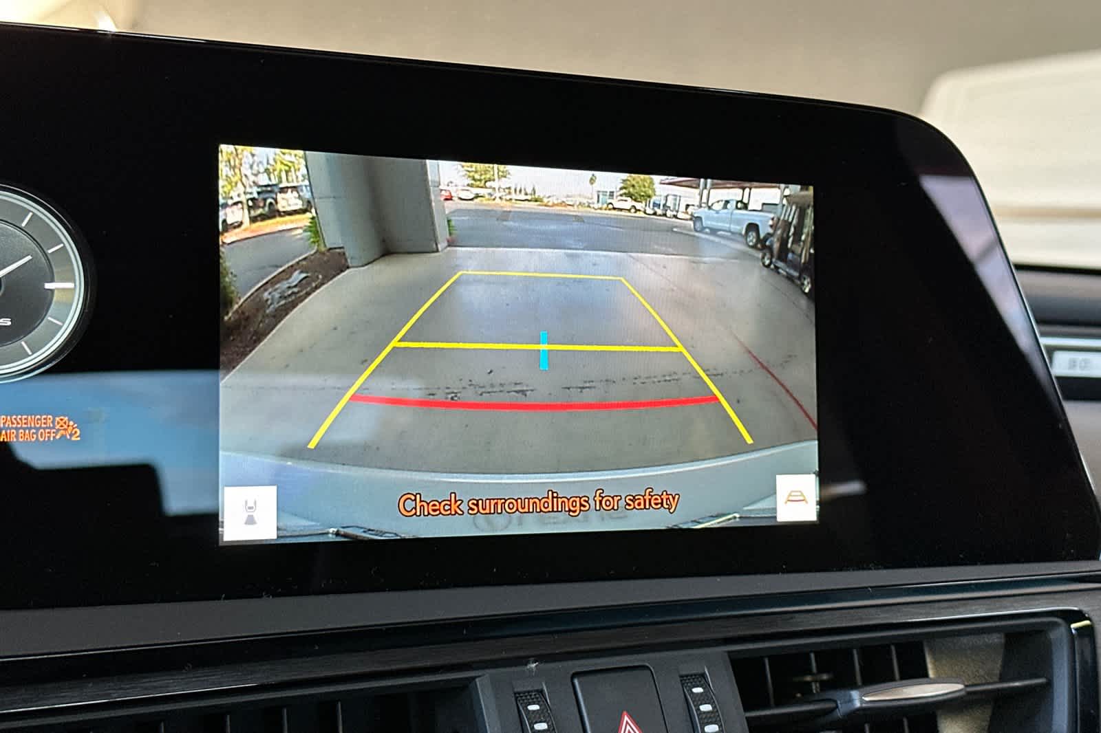 Thumbnail: 2025 Lexus ES - 20