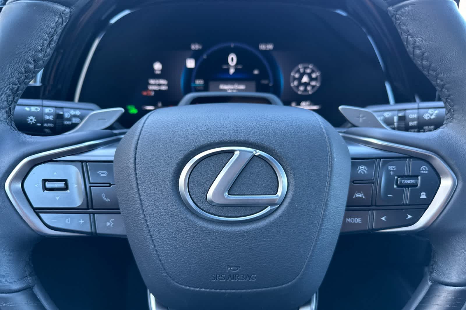 Thumbnail: 2025 Lexus RX - 26
