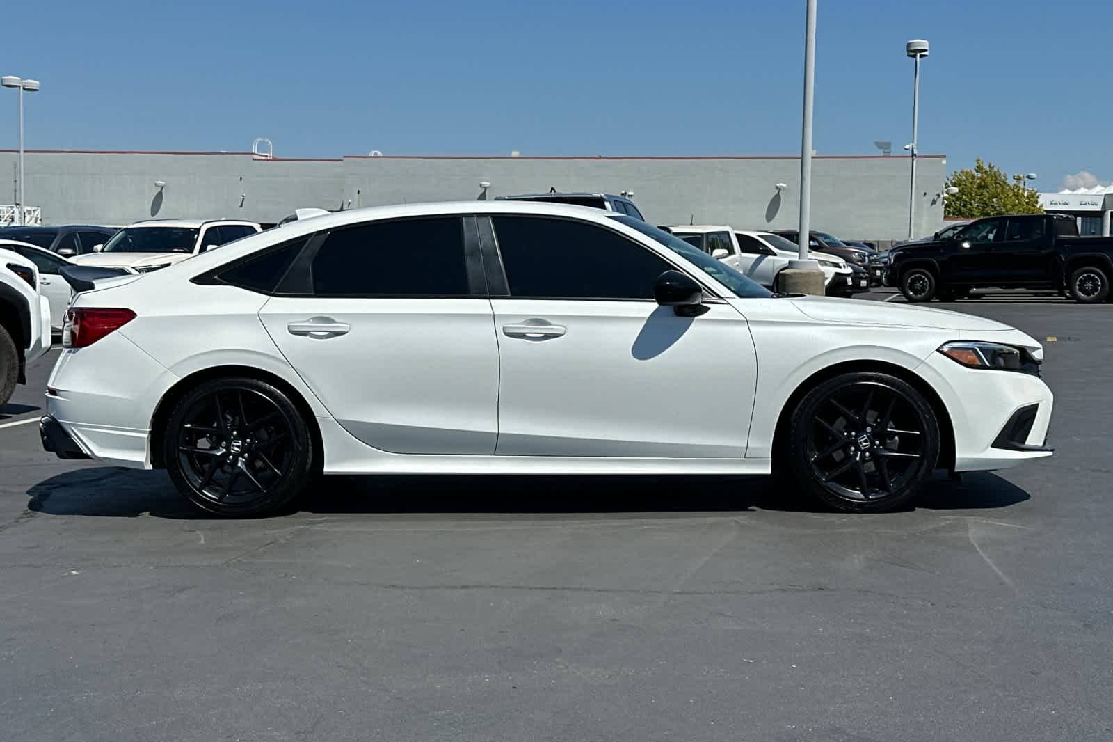 Thumbnail: 2023 Honda Civic - 6