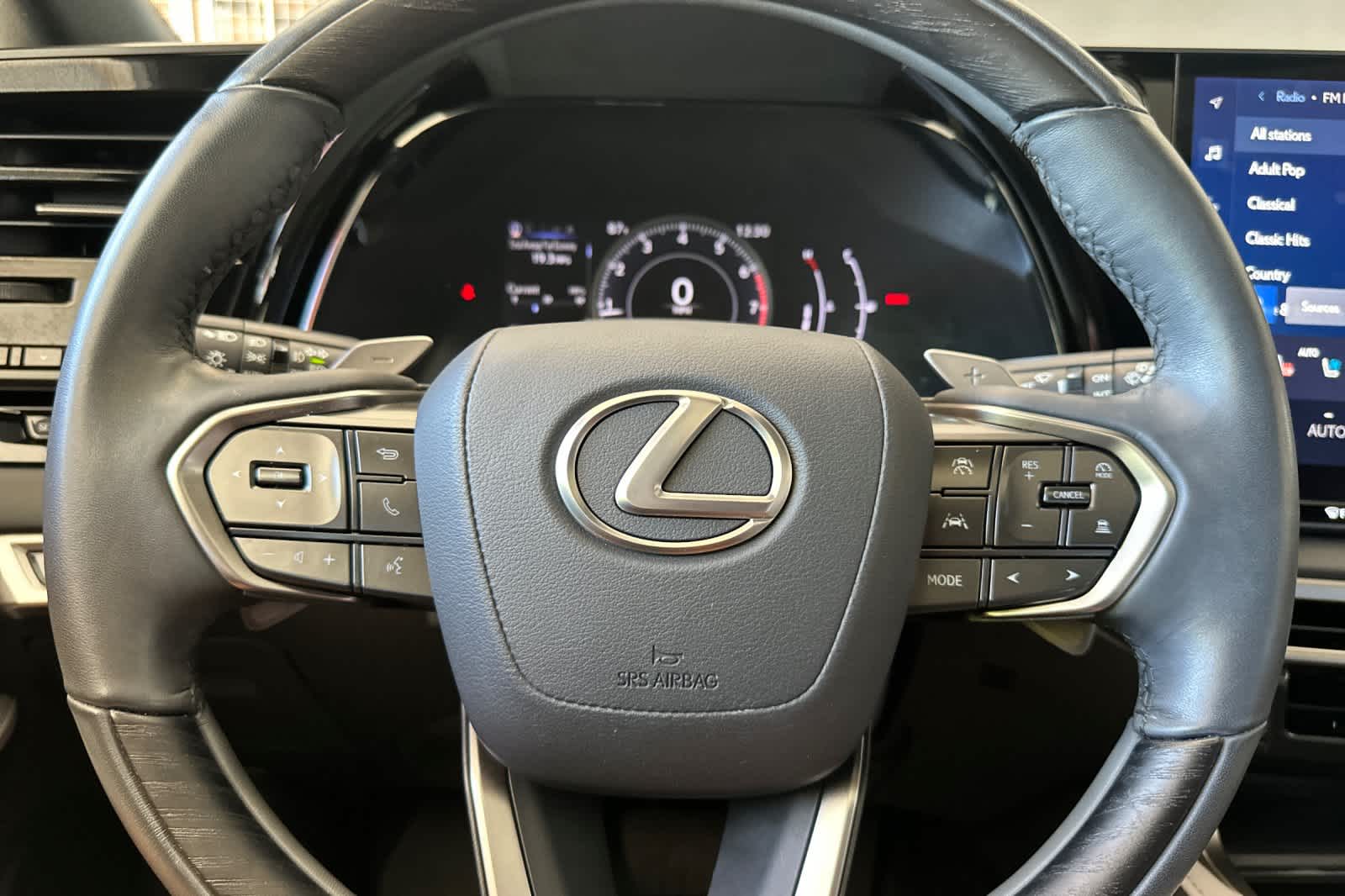 Thumbnail: 2024 Lexus RX - 25