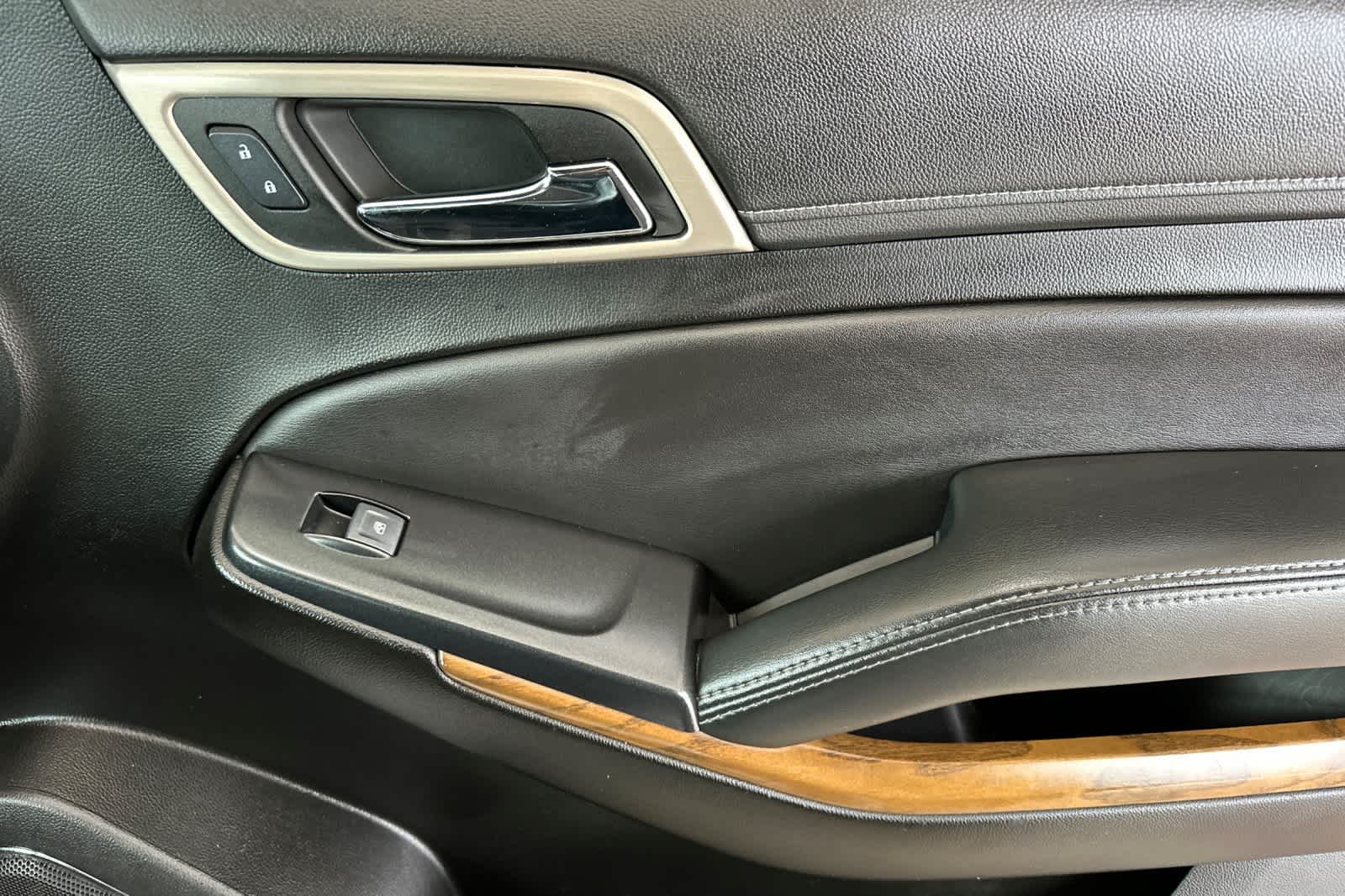 Thumbnail: 2020 GMC Yukon XL - 19