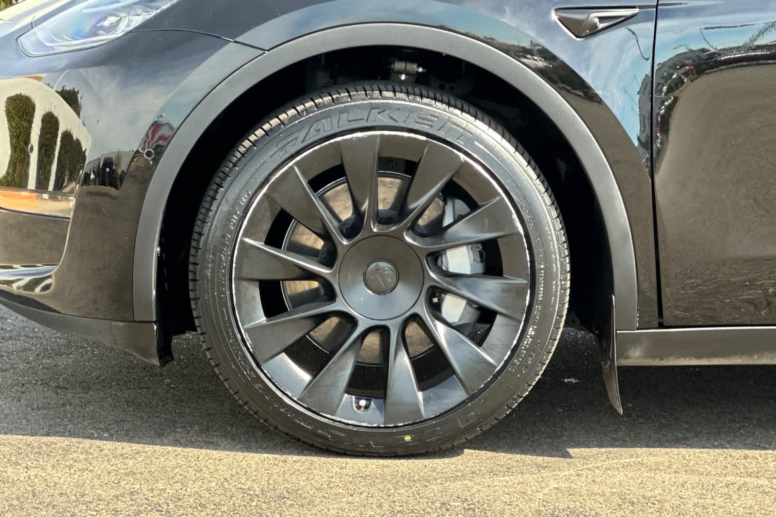 Thumbnail: 2021 Tesla Model Y - 29