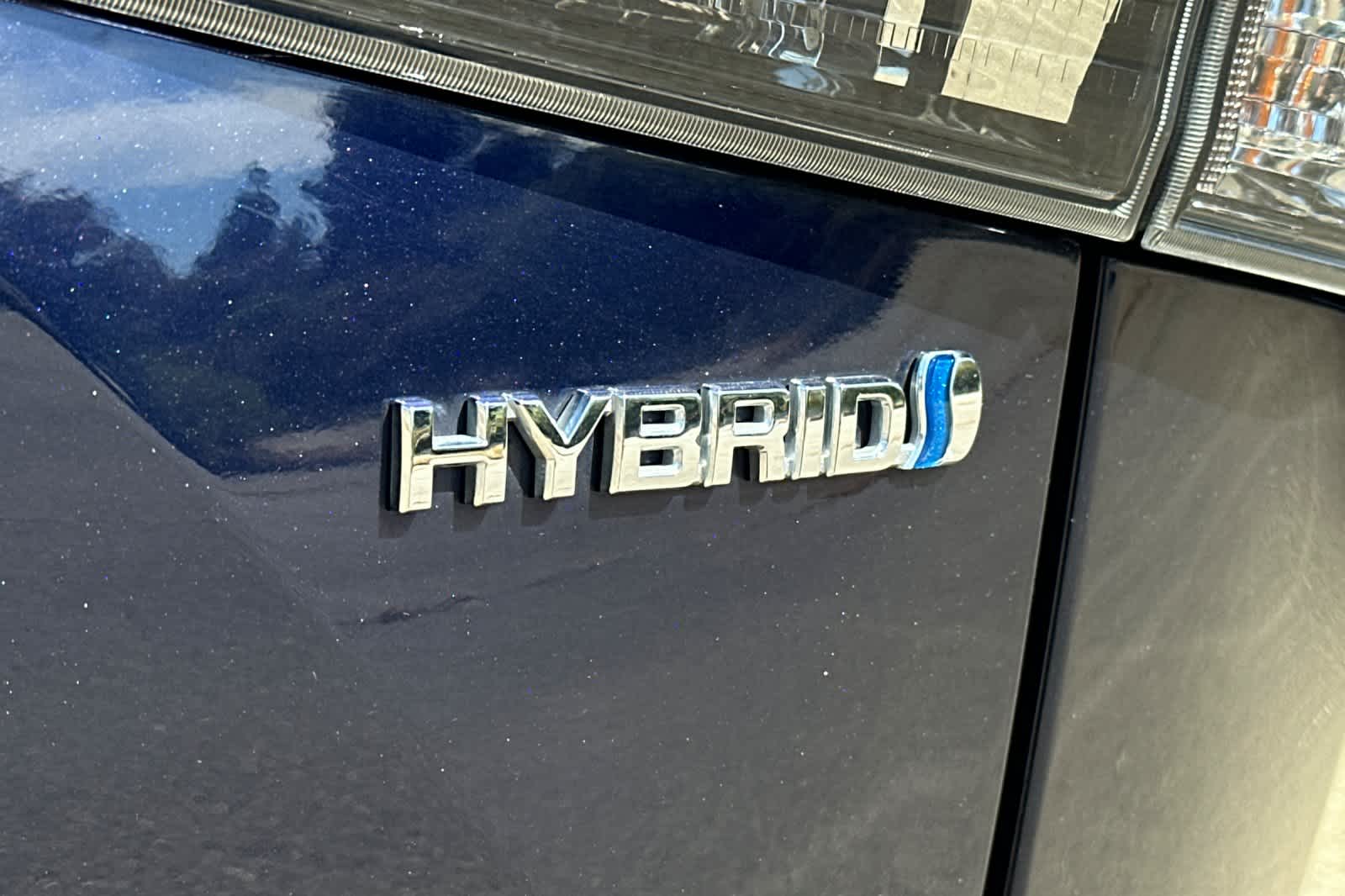 Thumbnail: 2021 Toyota Highlander - 32