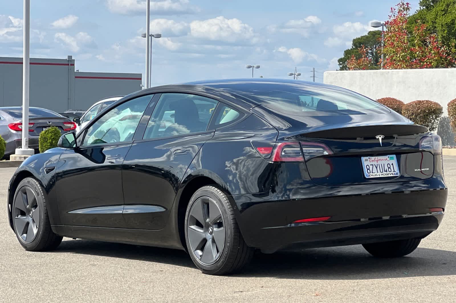 Thumbnail: 2022 Tesla Model 3 - 7