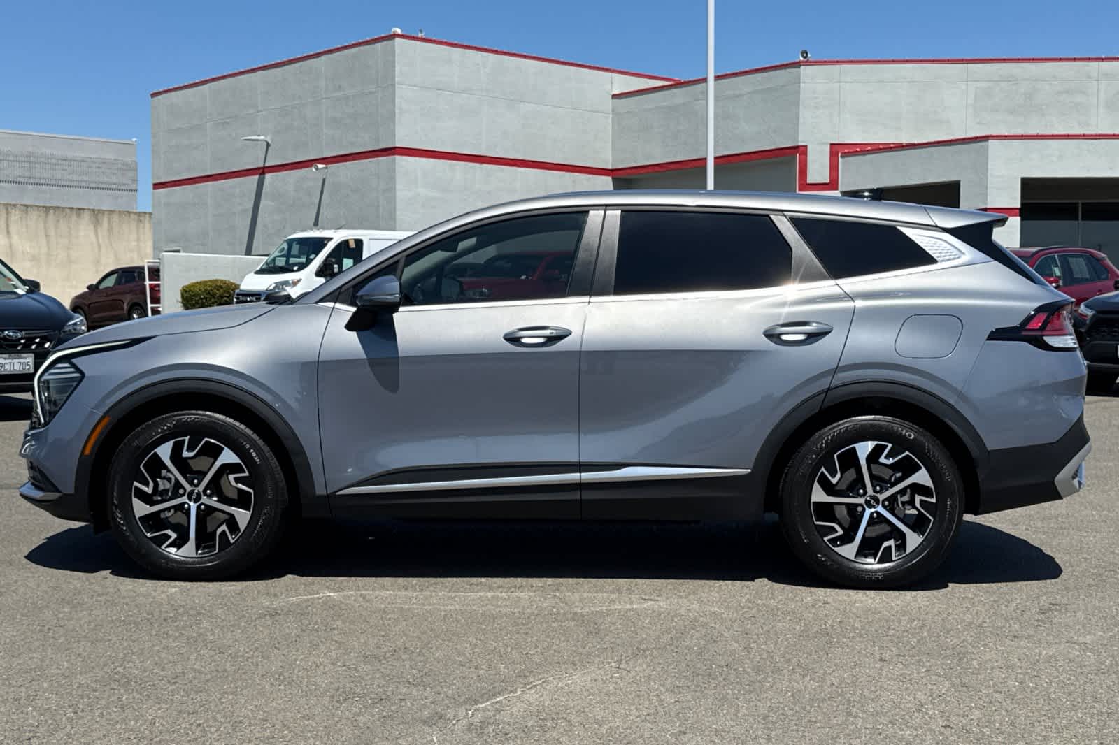 Thumbnail: 2024 Kia Sportage - 9