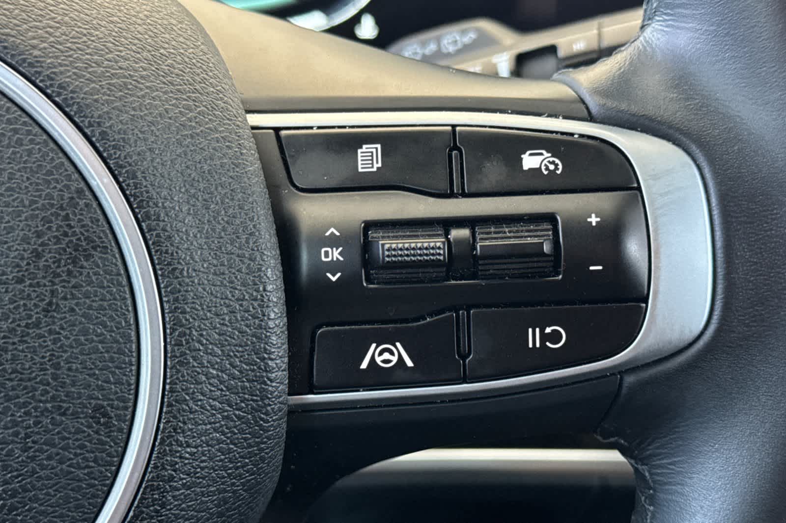 Thumbnail: 2024 Kia Sportage - 28