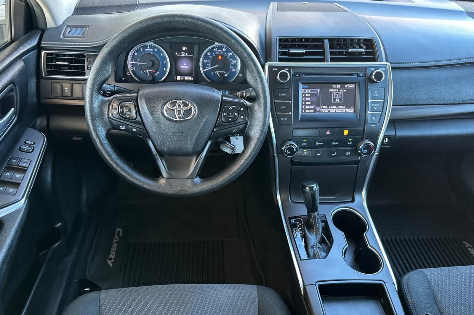Thumbnail: 2016 Toyota Camry - 14