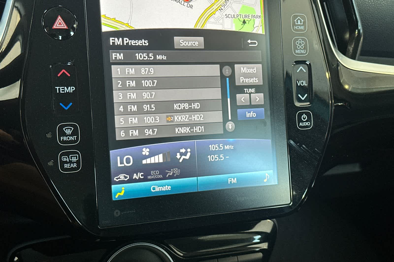 2021 Toyota Prius Prime XLE 19