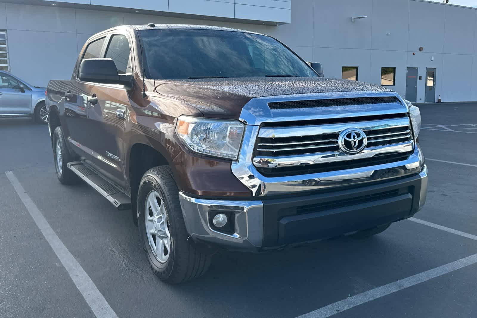 Thumbnail: 2016 Toyota Tundra - 3