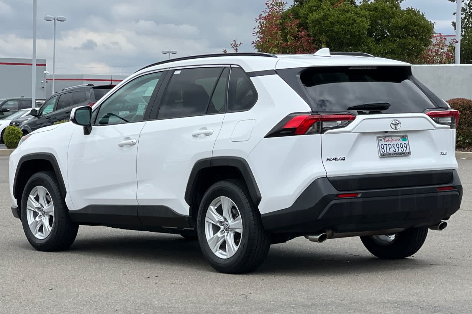 Thumbnail: 2021 Toyota RAV4 - 7