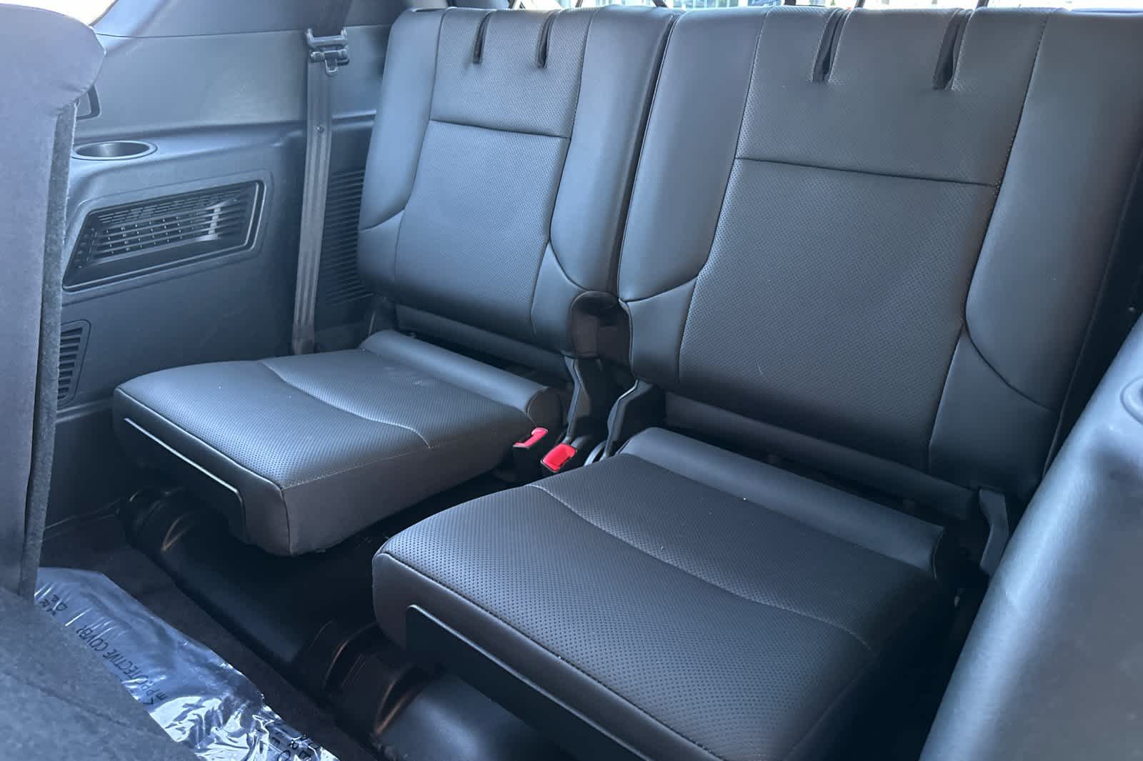 Thumbnail: 2022 Lexus GX - 15