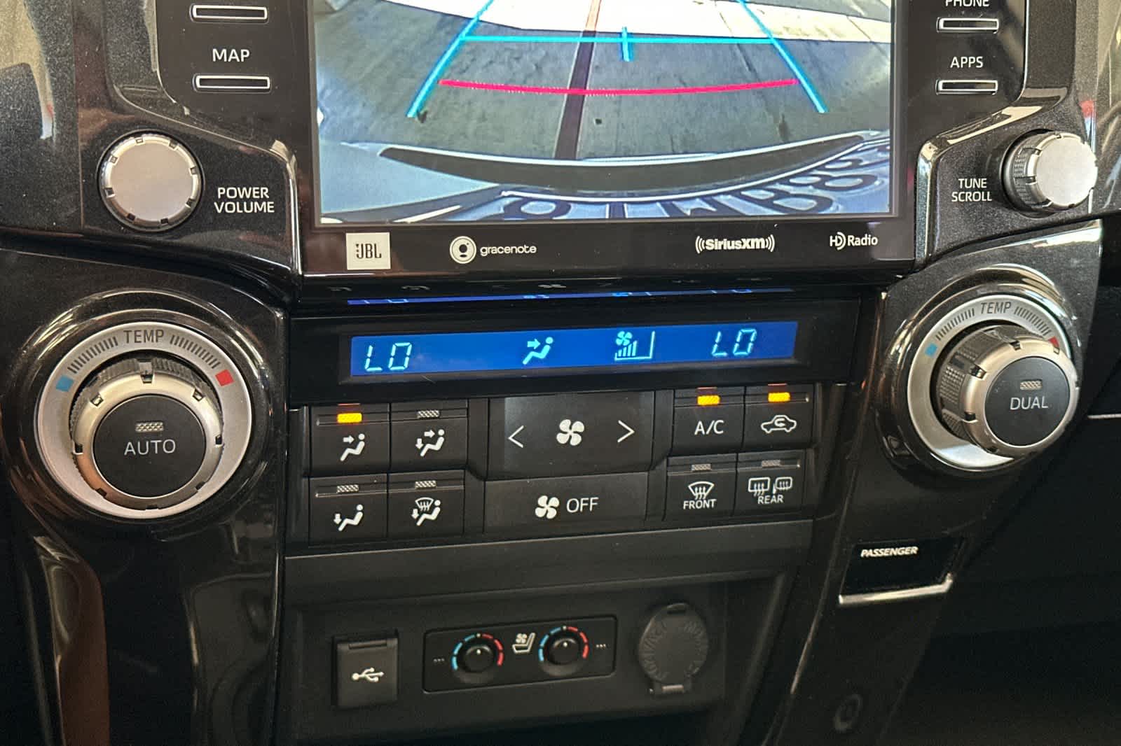 Thumbnail: 2021 Toyota 4Runner - 24