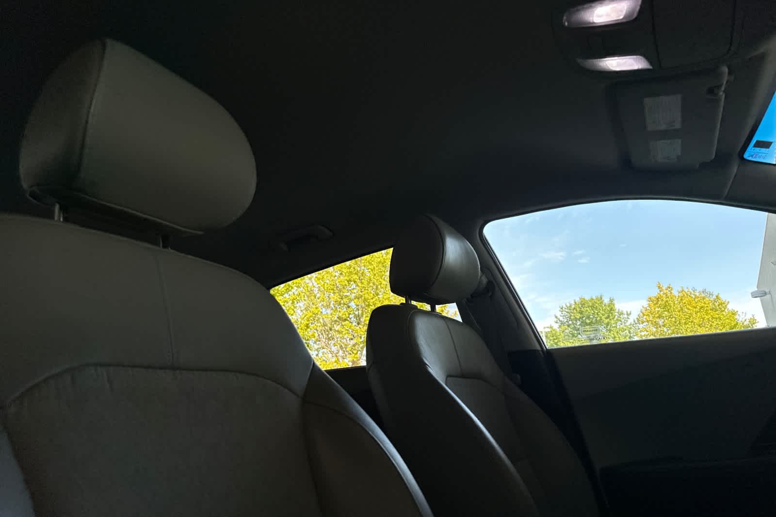 Thumbnail: 2019 Kia Niro - 18