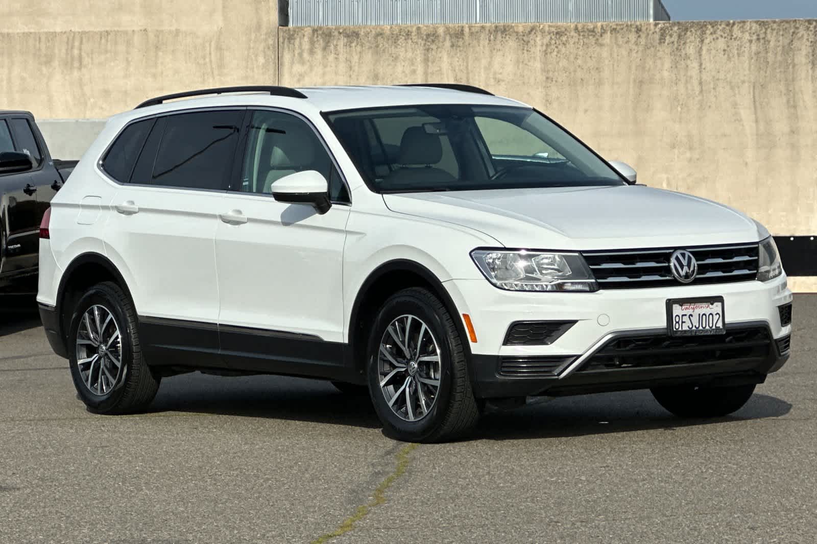 Thumbnail: 2018 Volkswagen Tiguan - 5