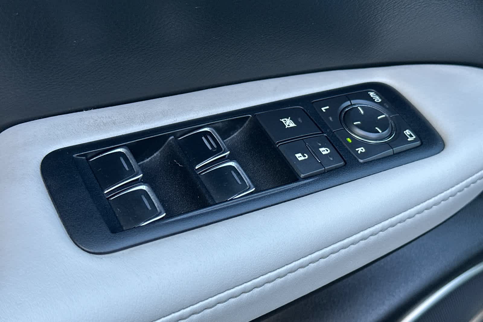 Thumbnail: 2017 Lexus RX - 12