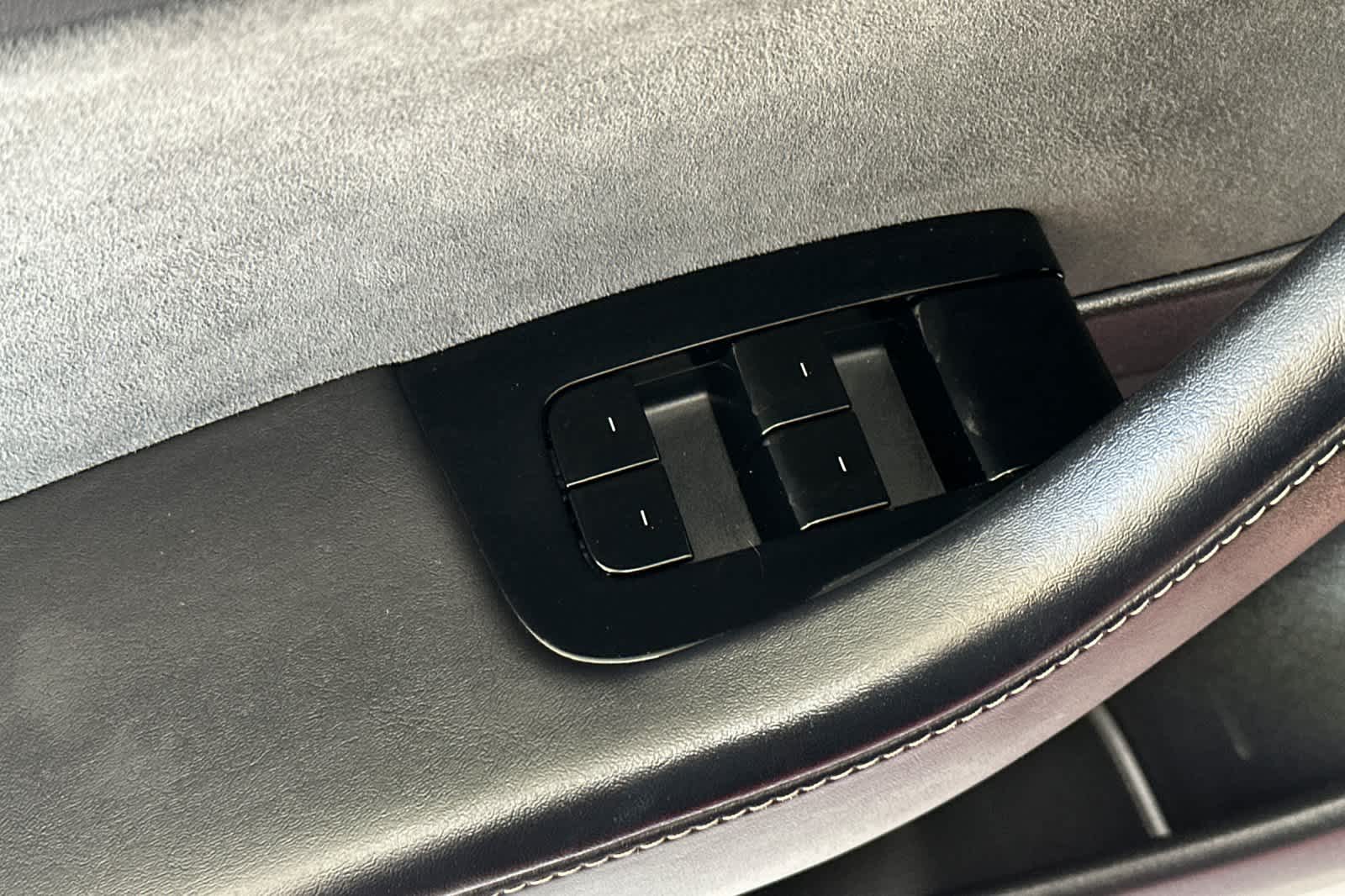 Thumbnail: 2020 Tesla Model 3 - 13