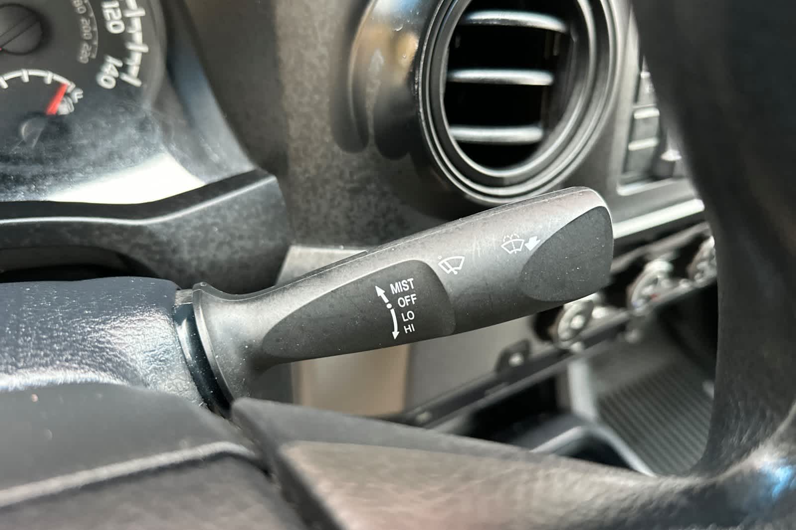 Thumbnail: 2016 Toyota Tacoma - 28