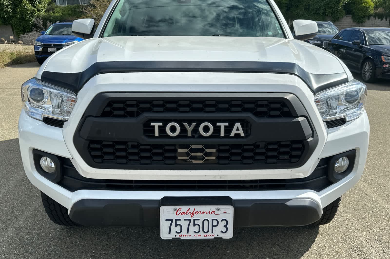 Thumbnail: 2022 Toyota Tacoma - 9