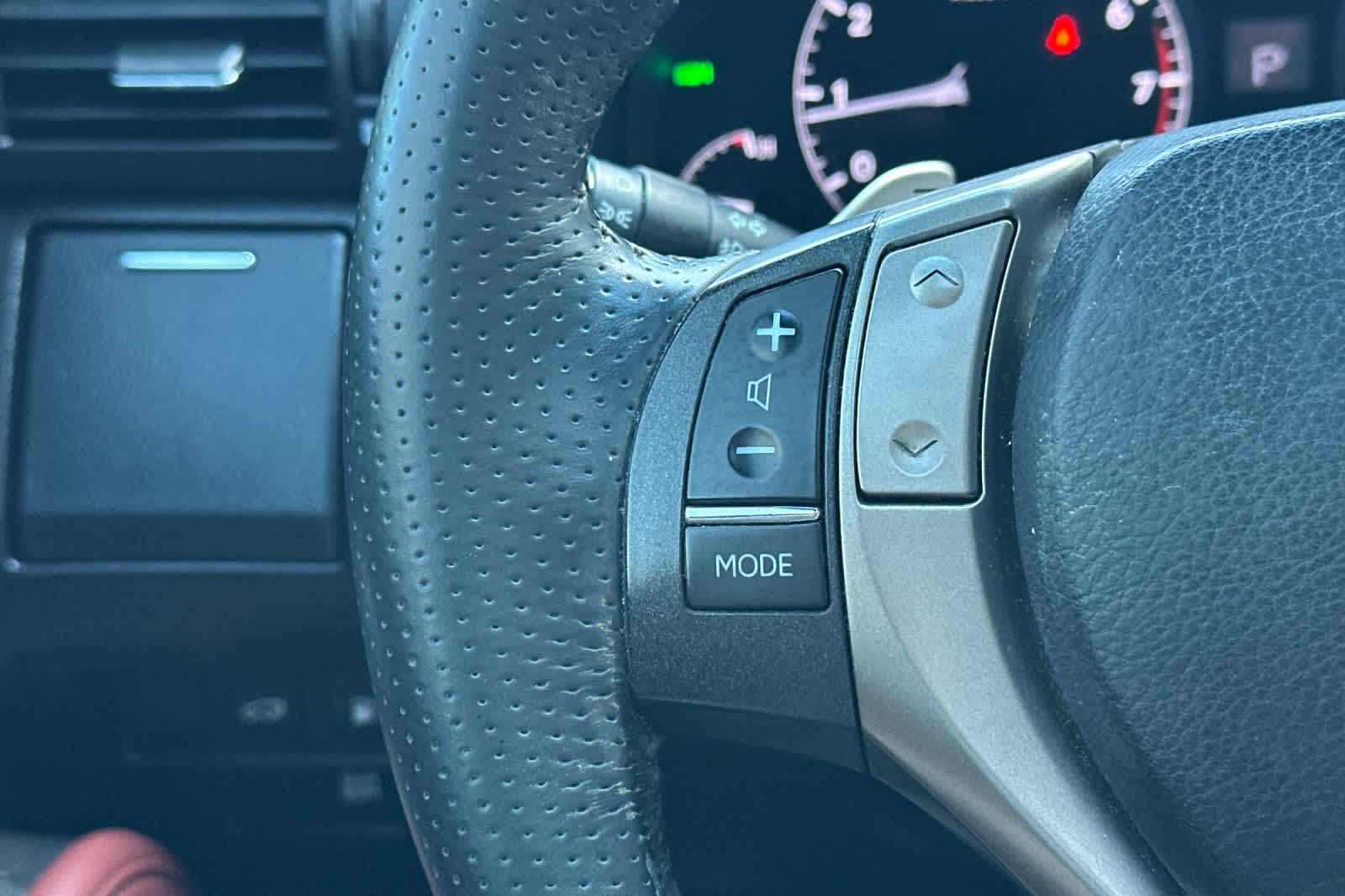 Thumbnail: 2015 Lexus RX - 27