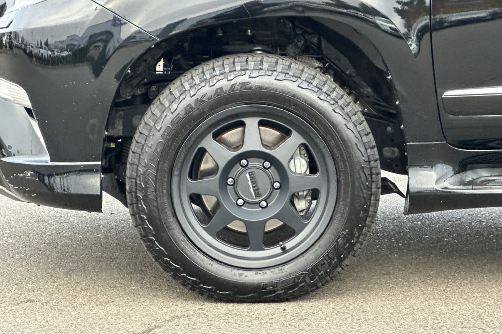 Thumbnail: 2019 Lexus GX - 32