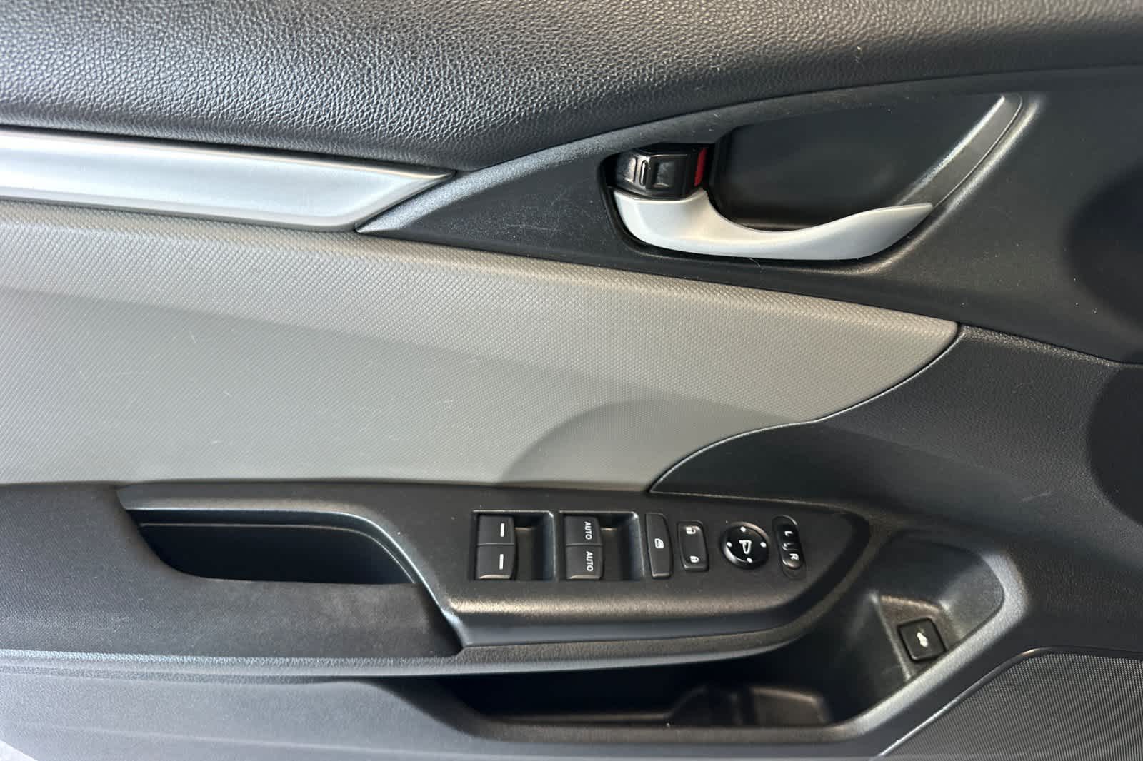 Thumbnail: 2020 Honda Civic - 12