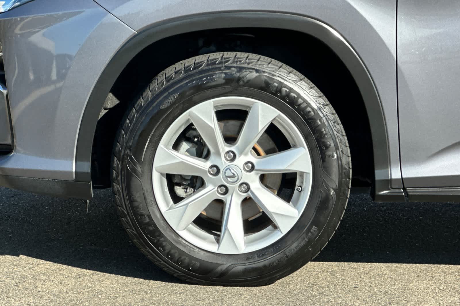 Thumbnail: 2017 Lexus RX - 31