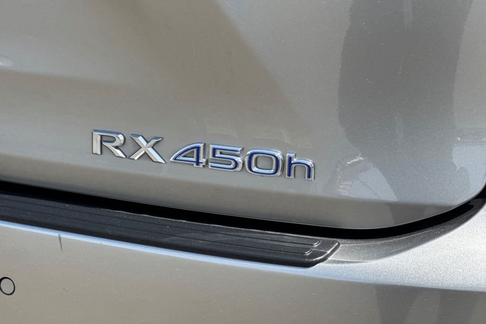 Thumbnail: 2021 Lexus RX - 32