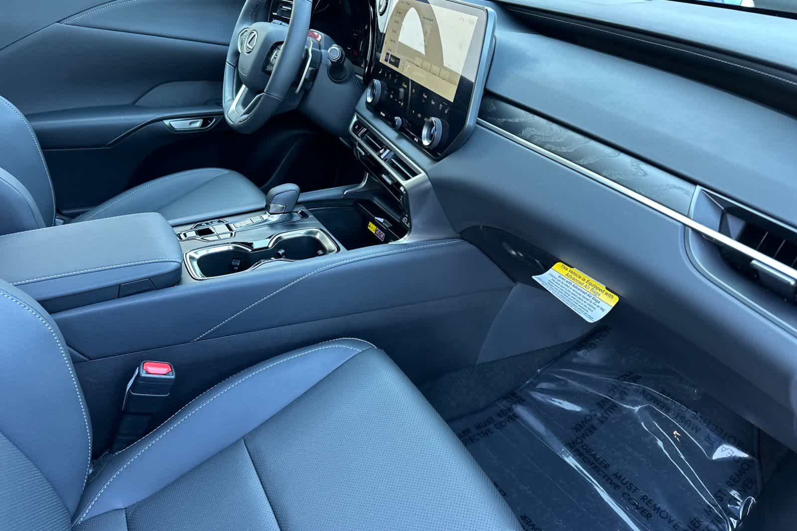 Thumbnail: 2025 Lexus RX - 17