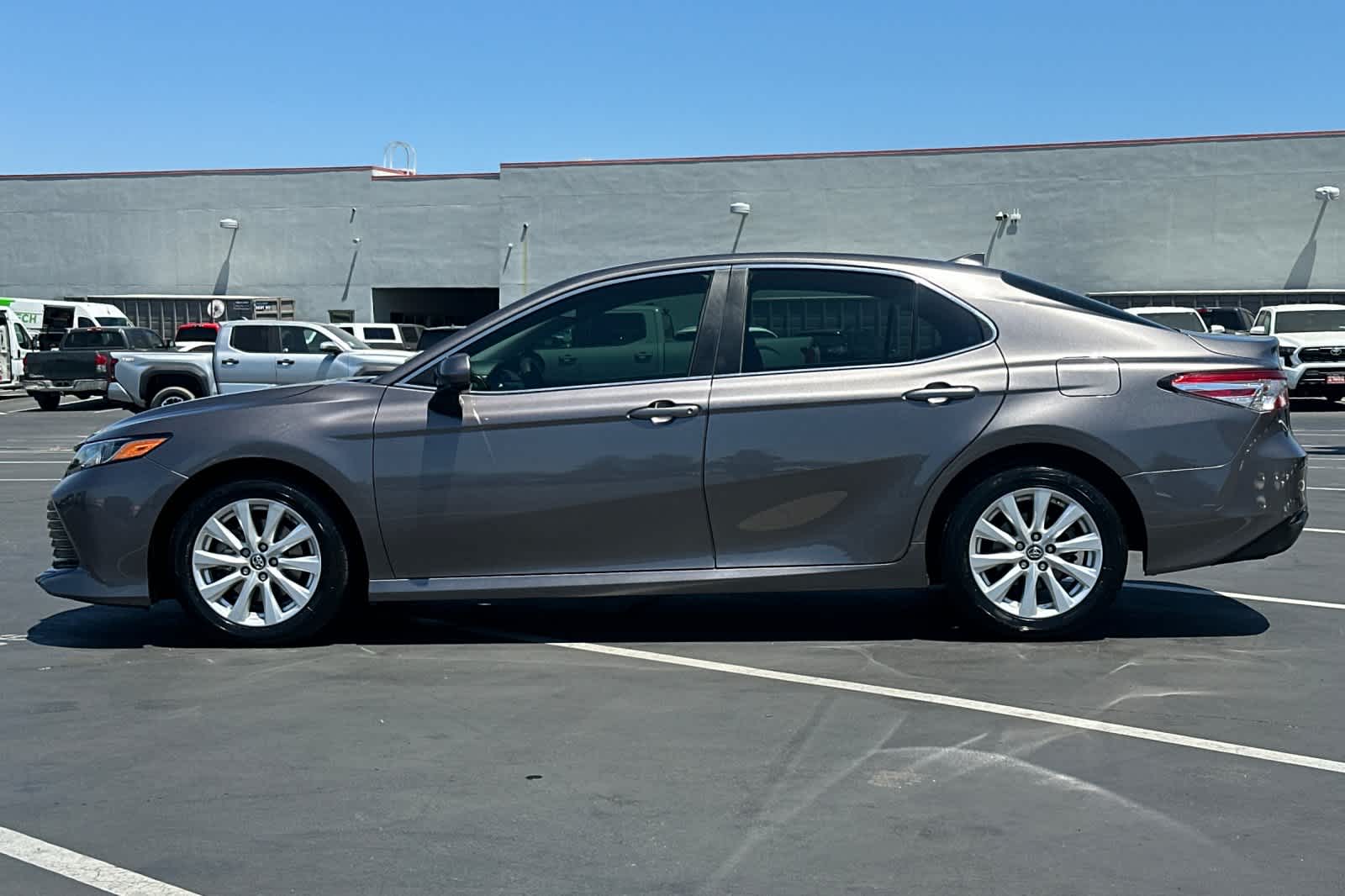 2019 Toyota Camry LE 9