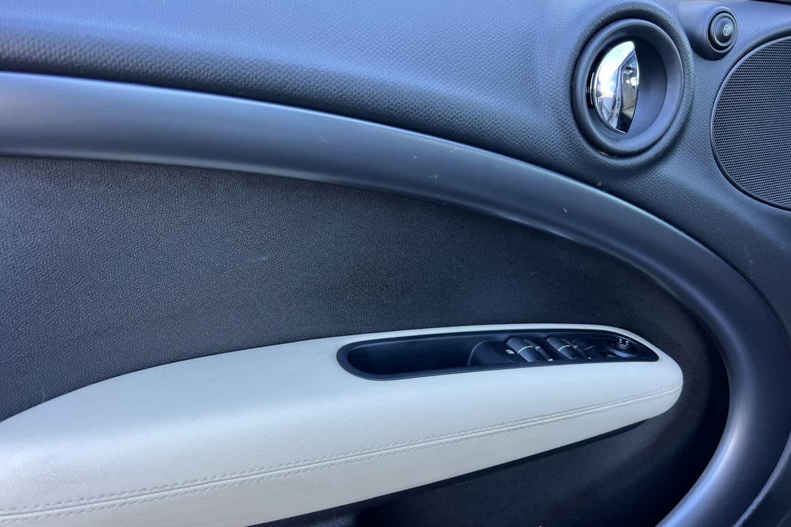 Thumbnail: 2014 MINI Cooper Countryman - 12