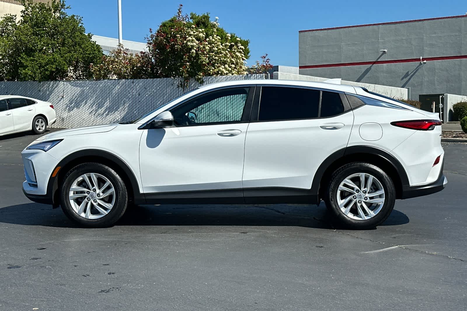 Thumbnail: 2024 Buick Envista - 9