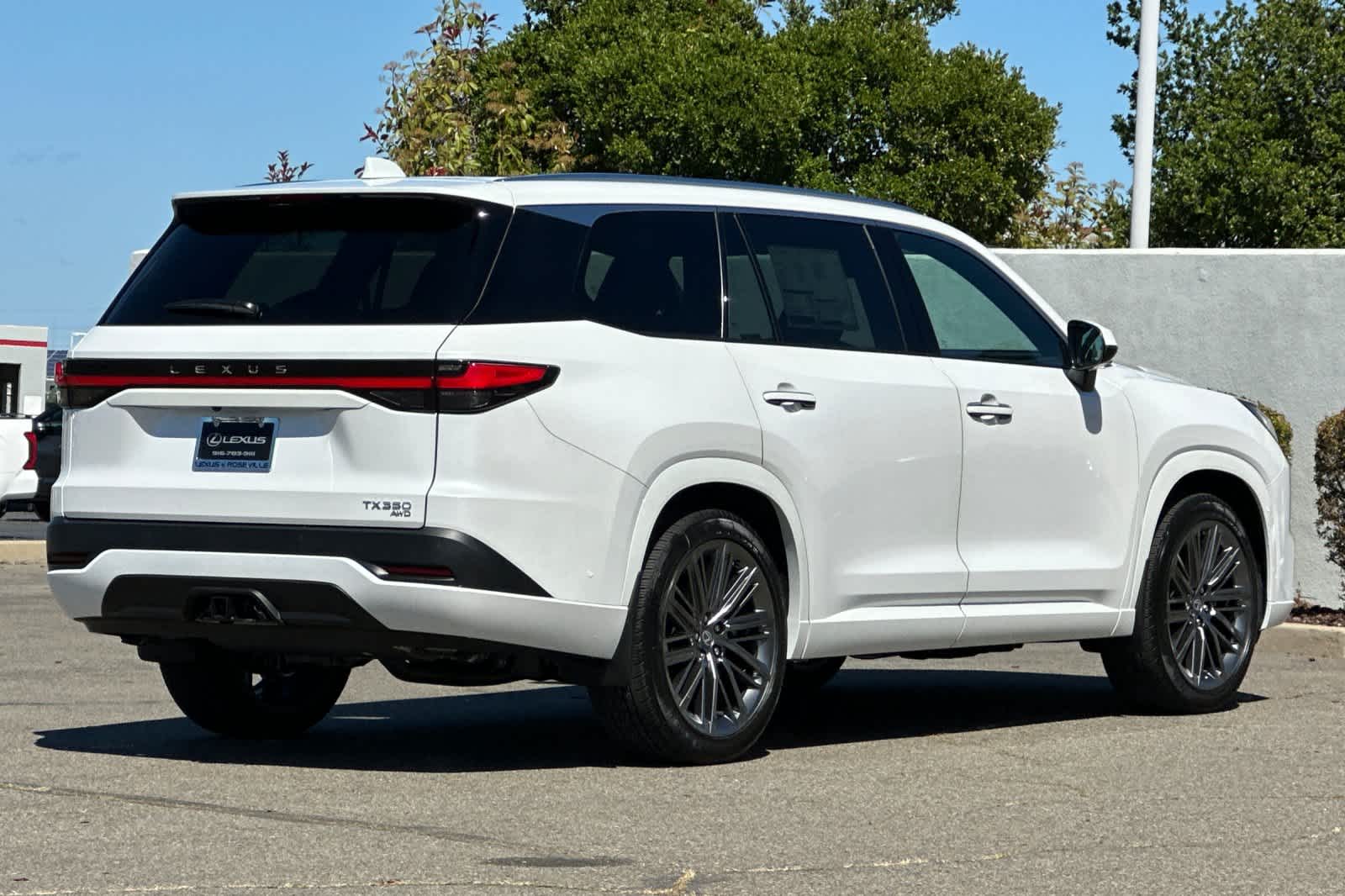 Thumbnail: 2026 Lexus TX - 2