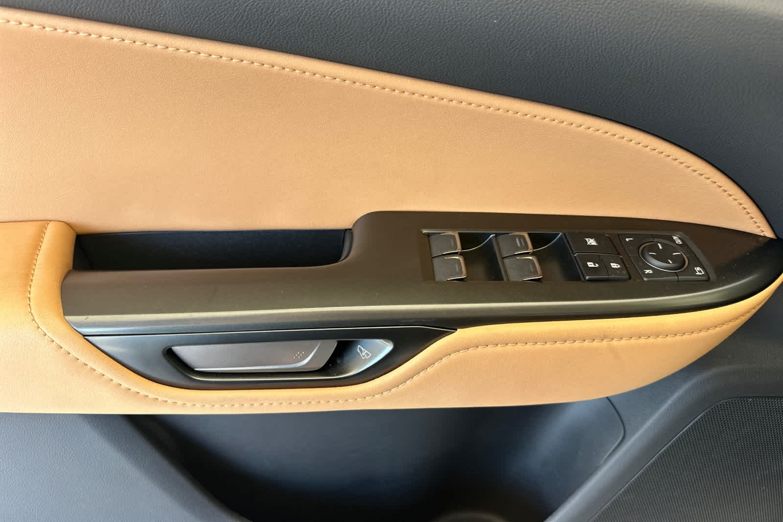 Thumbnail: 2022 Lexus NX - 12