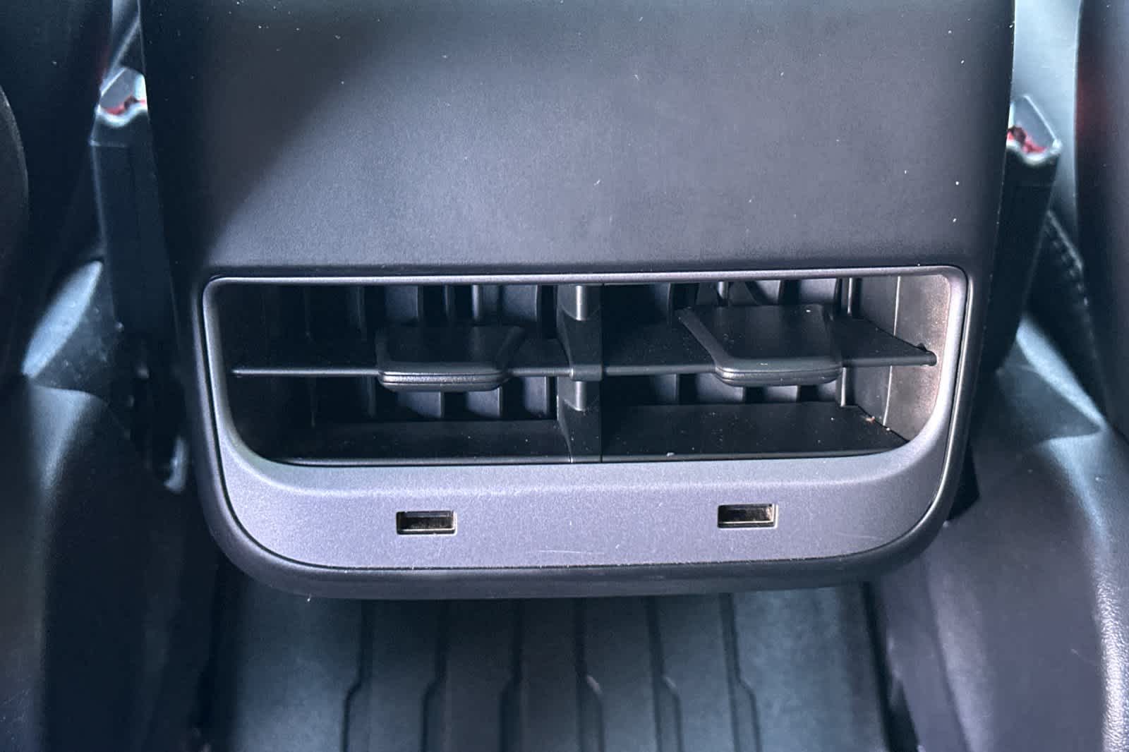 Thumbnail: 2020 Tesla Model 3 - 14