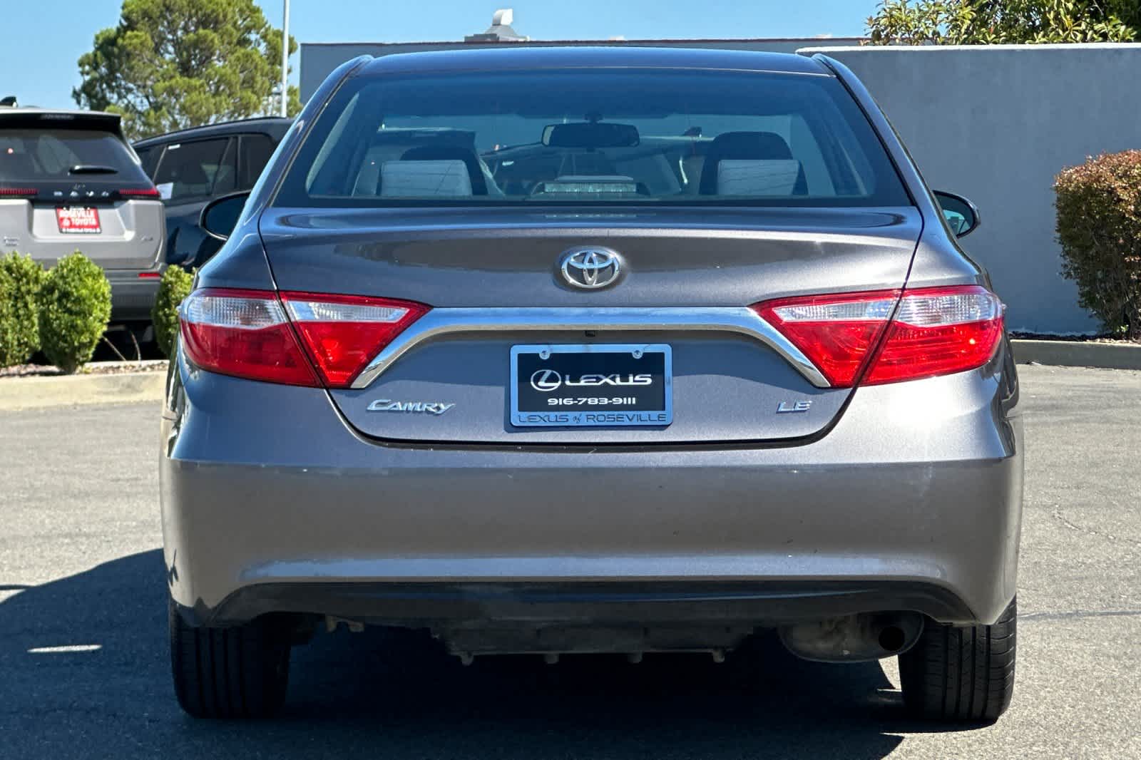 Thumbnail: 2016 Toyota Camry - 7