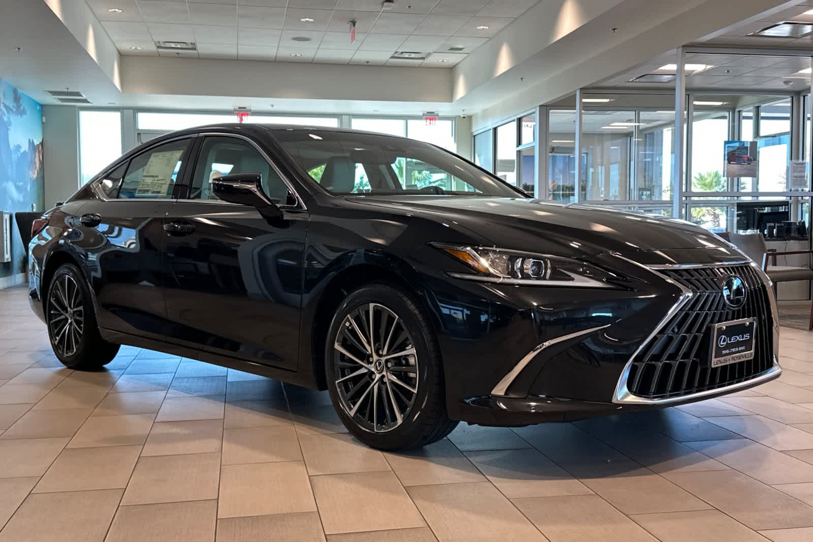 Thumbnail: 2025 Lexus ES - 5