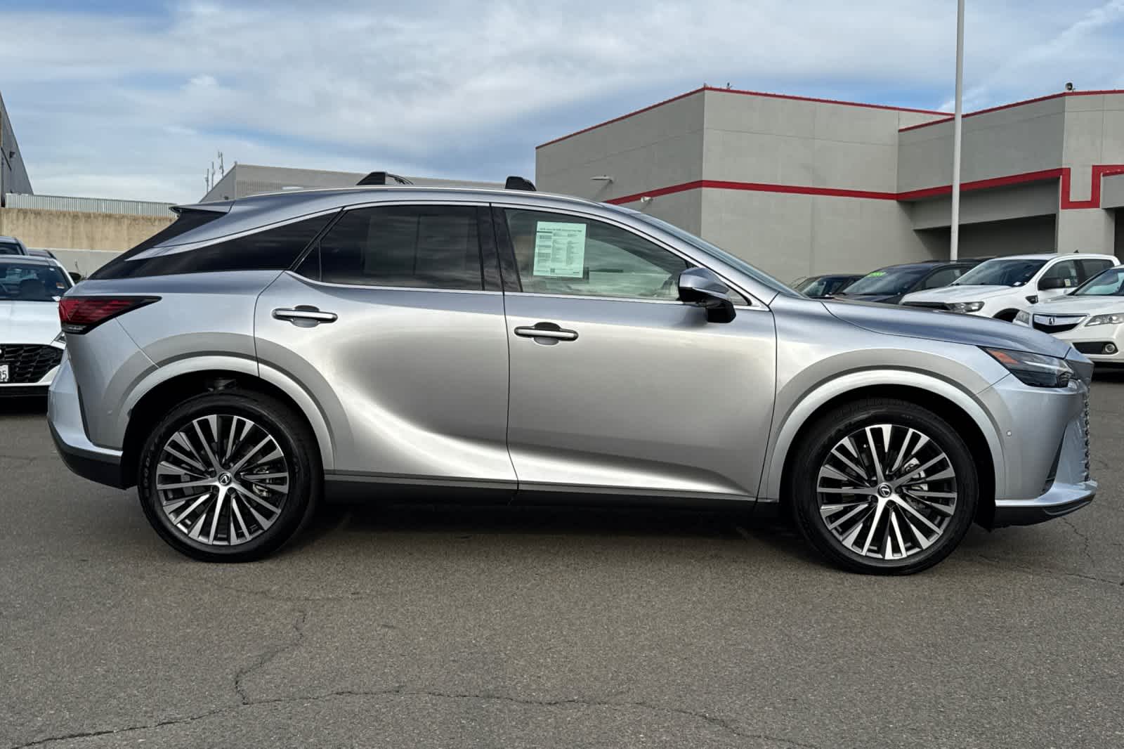 Thumbnail: 2025 Lexus RX - 6