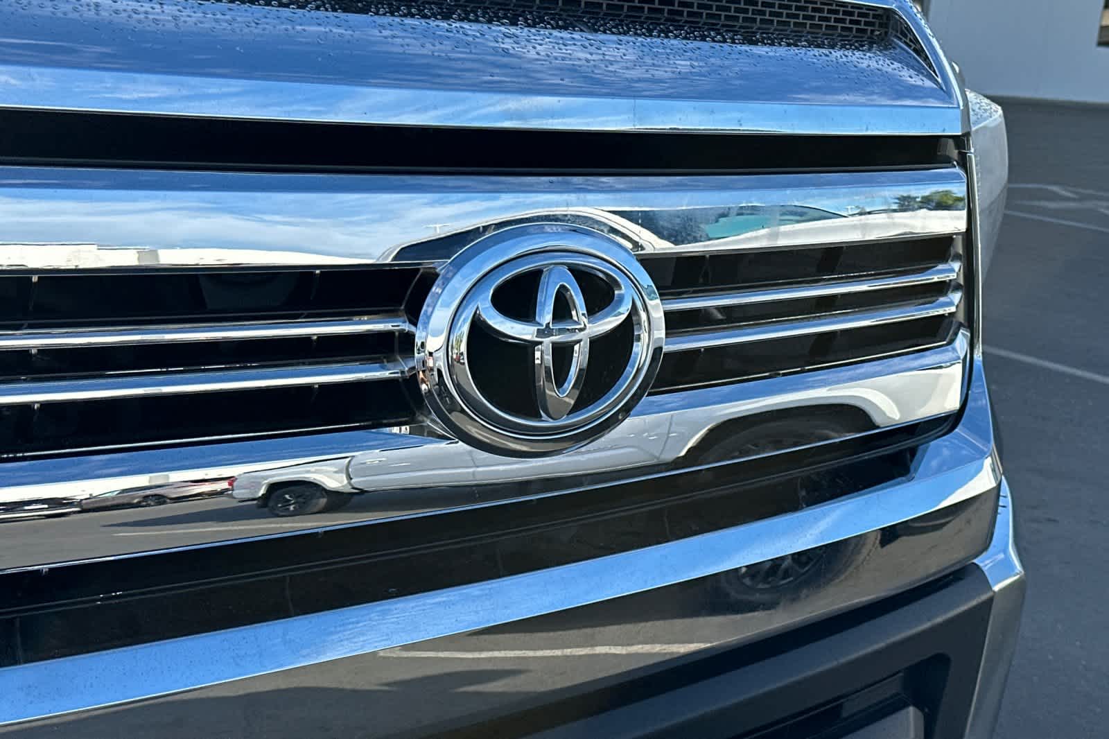 Thumbnail: 2016 Toyota Tundra - 10