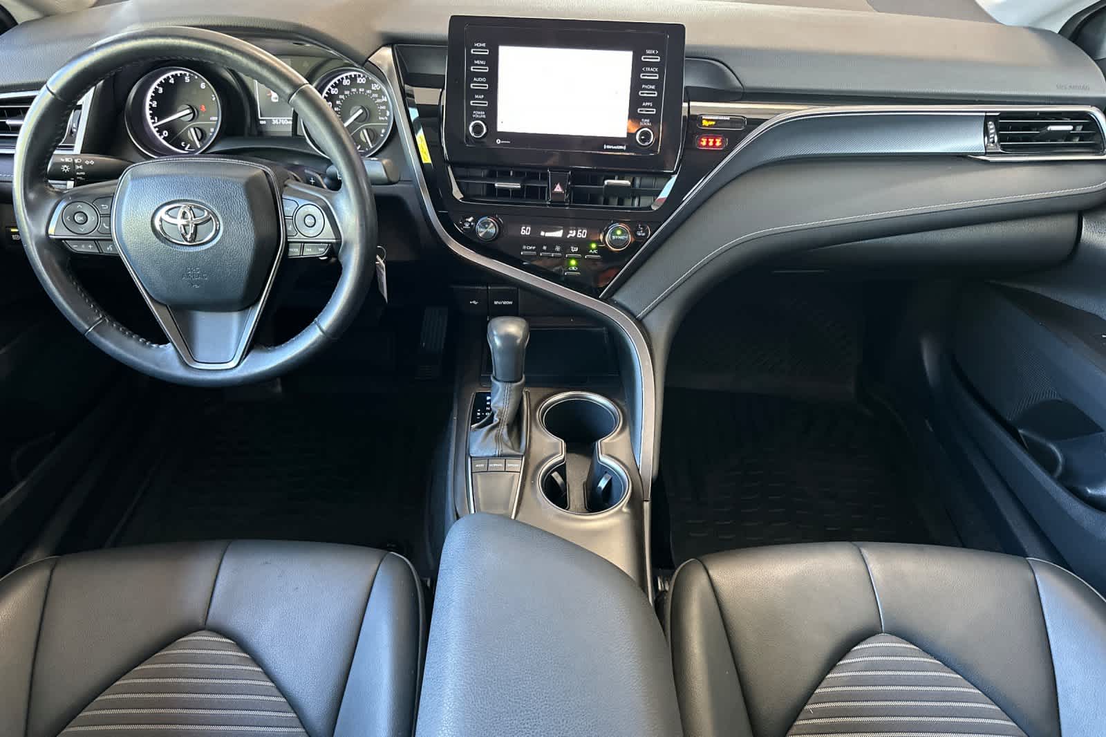 Thumbnail: 2022 Toyota Camry - 3