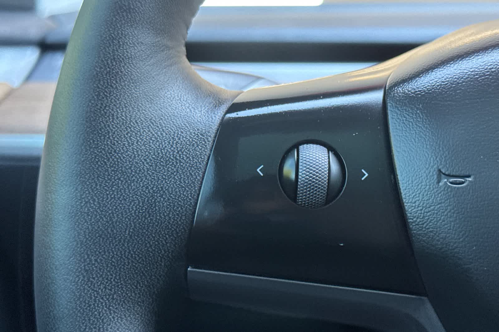 Thumbnail: 2023 Tesla Model 3 - 24