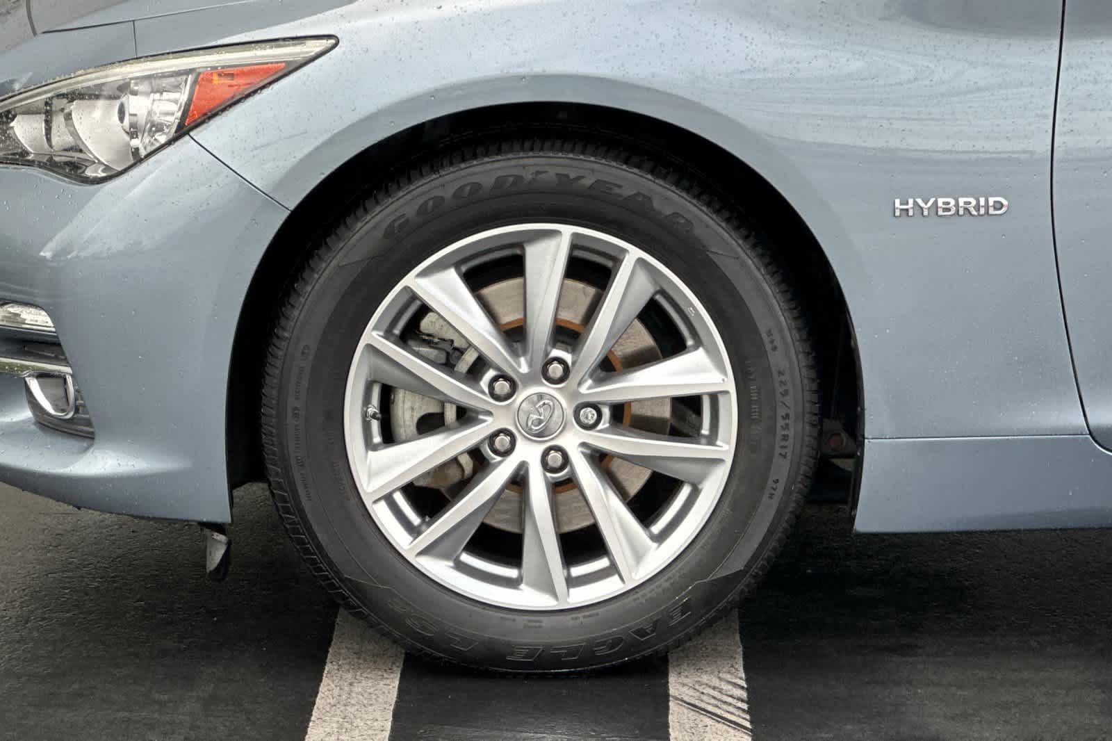 Thumbnail: 2014 INFINITI Q50 - 31