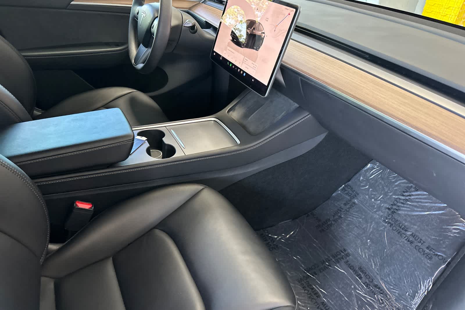 2023 Tesla Model Y  17