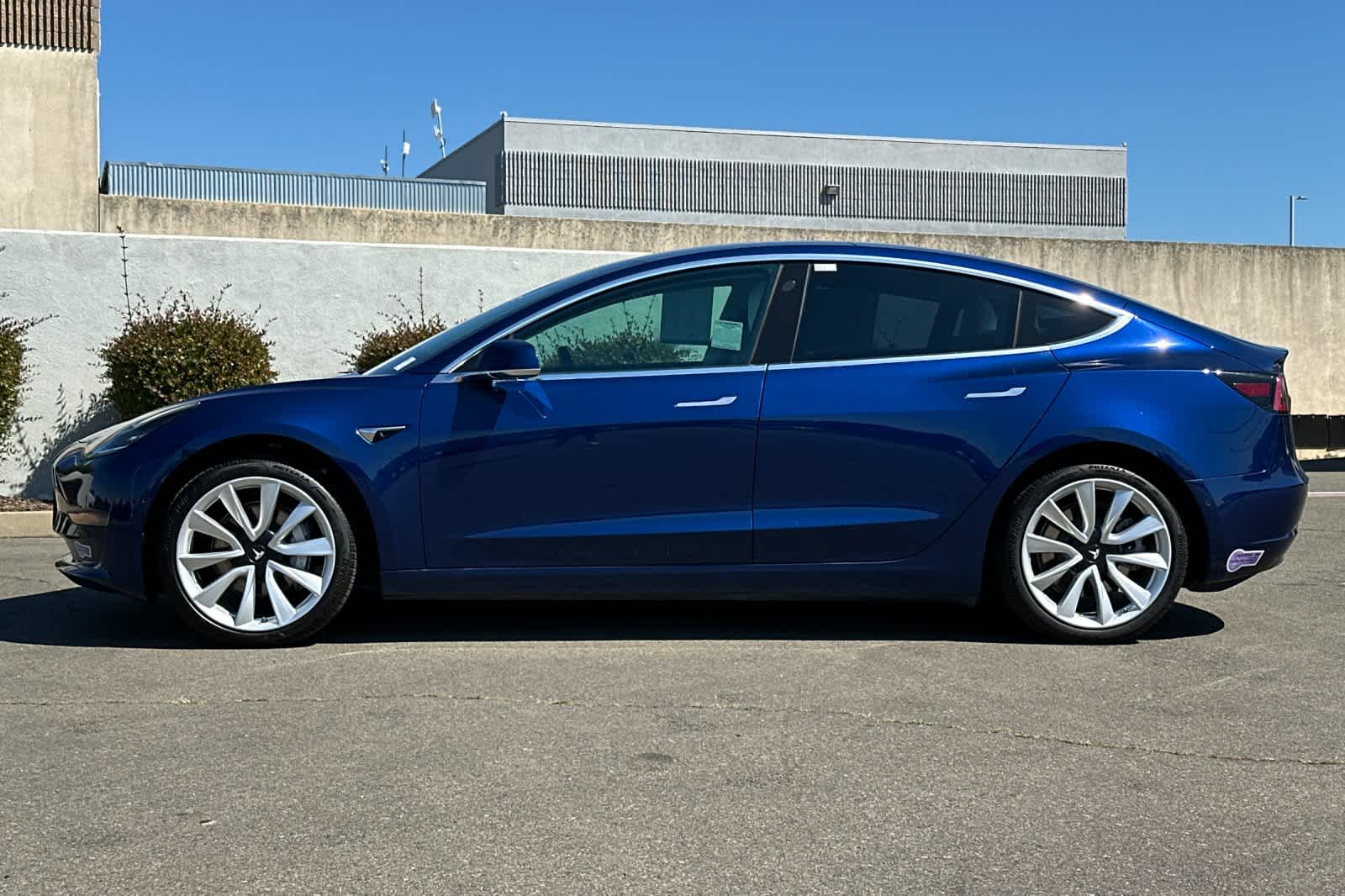 Thumbnail: 2019 Tesla Model 3 - 9
