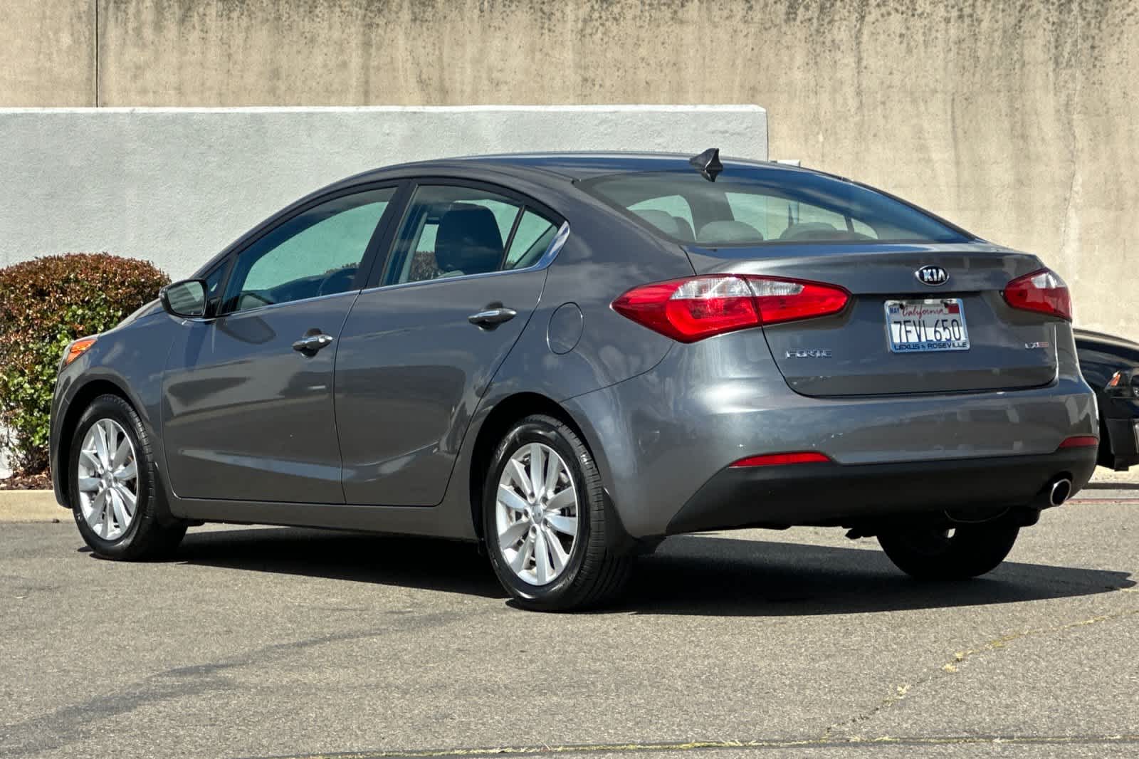 Thumbnail: 2014 Kia Forte - 7