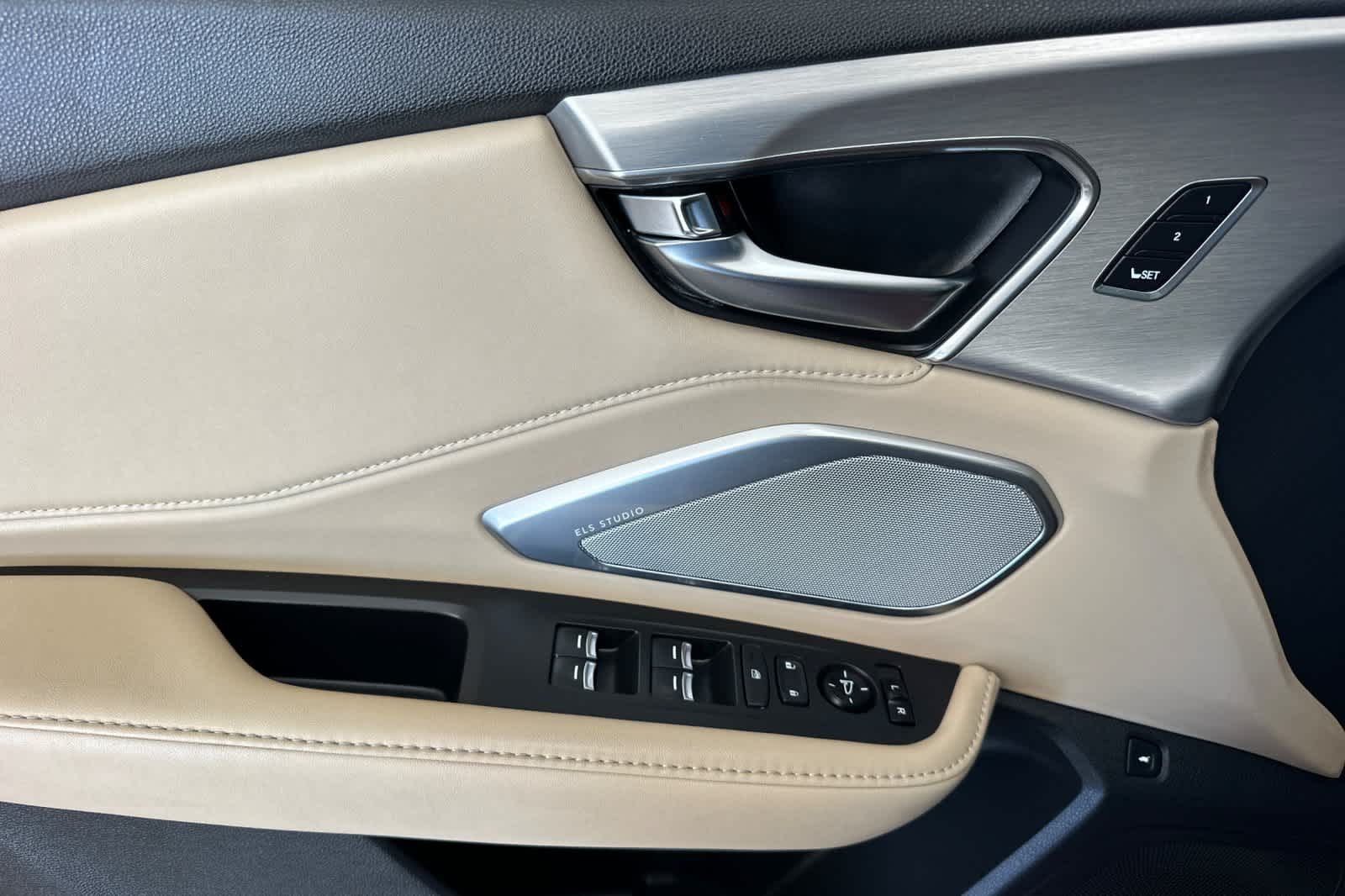 Thumbnail: 2019 Acura RDX - 12