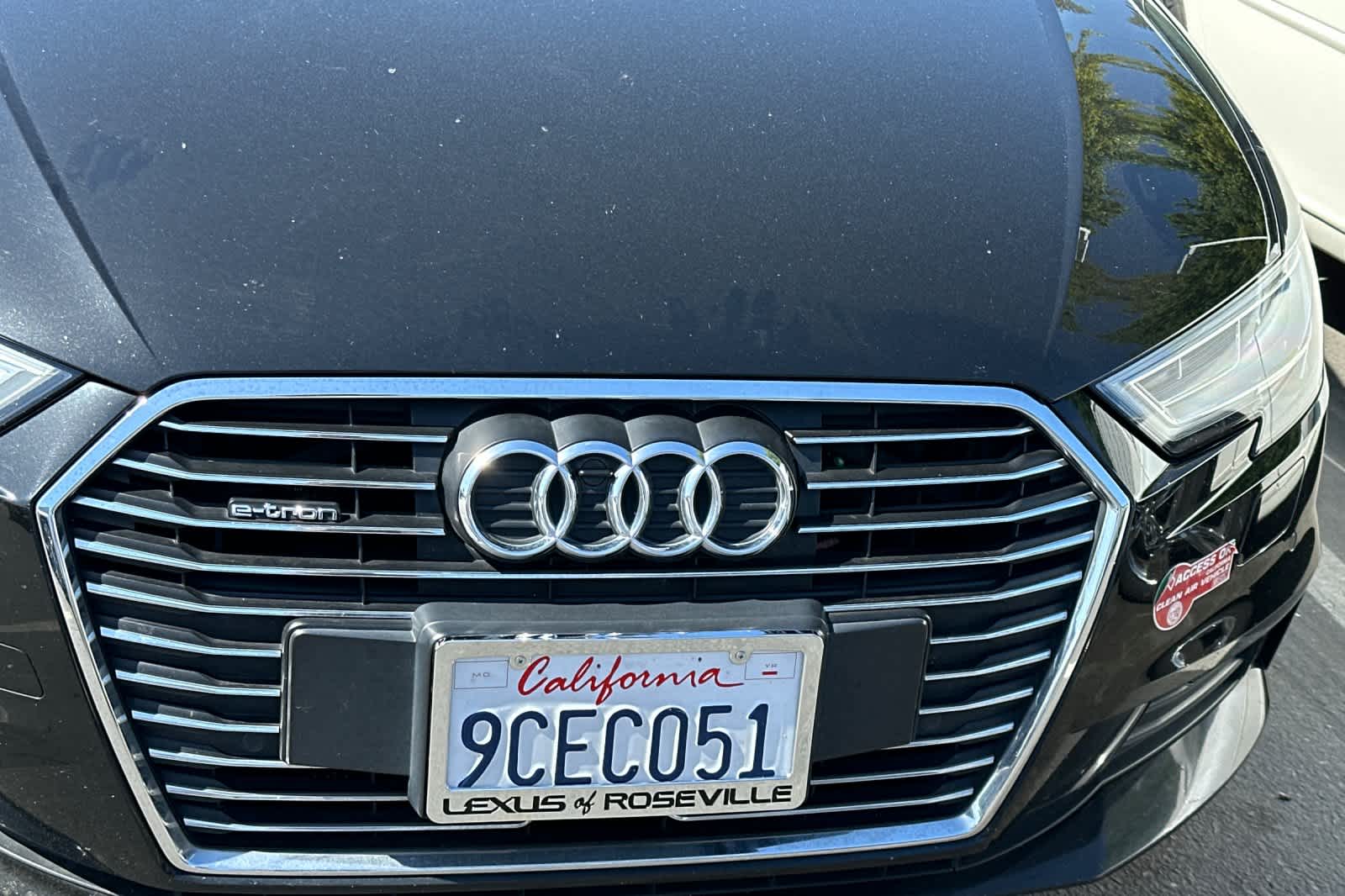 Thumbnail: 2017 Audi A3 e-tron - 10