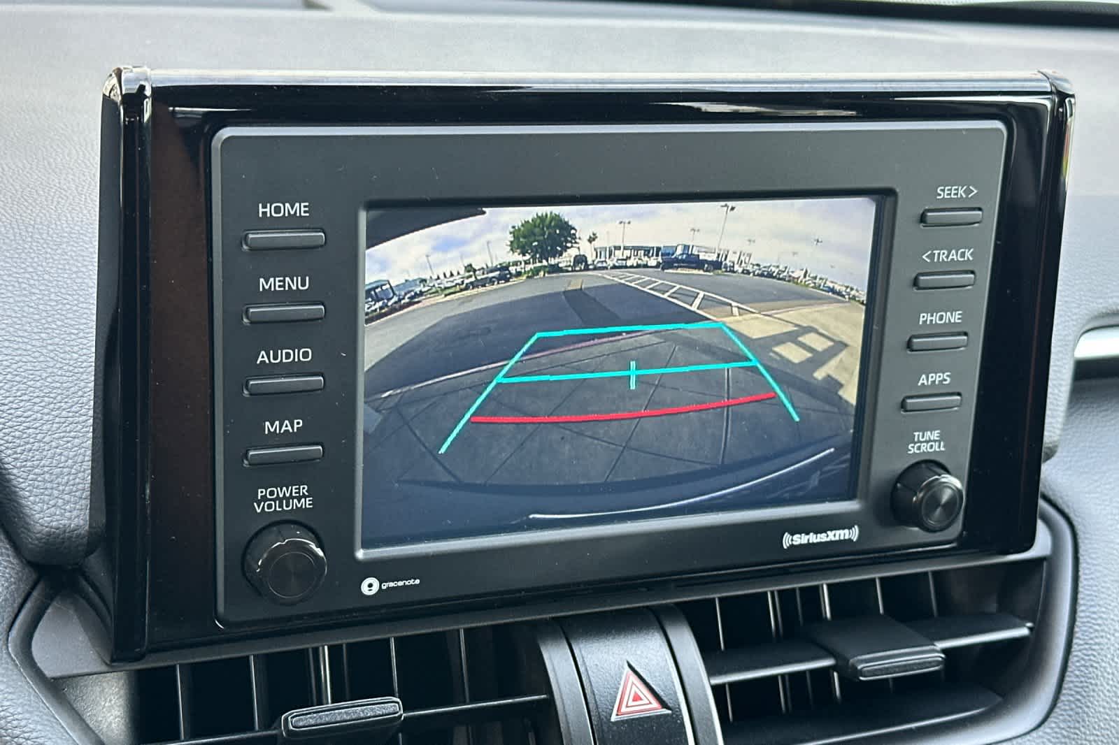 Thumbnail: 2022 Toyota RAV4 - 21