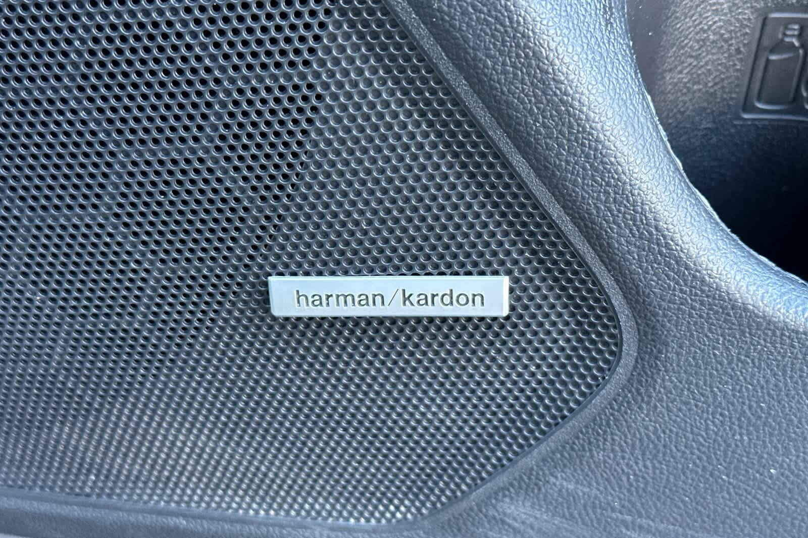 Thumbnail: 2016 Subaru Outback - 20